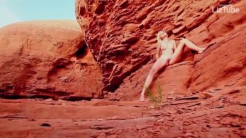 Rubias en las montañas del striptease