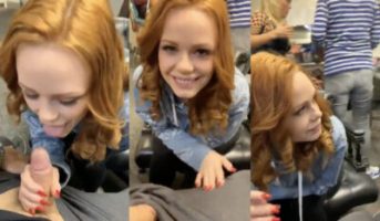 Ella hughes chupando la polla de su novio en publico