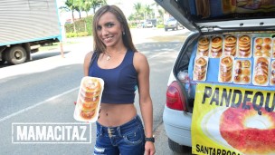 Colombian Babe Picked Up For Raunchy Oily Sex – CARNE DEL MERCADO