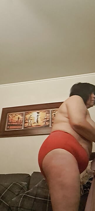 slut milf likes big red panties she loves them