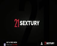 21 SEXTURY – Best Kissing COMPILATION With Gorgeous Babes!