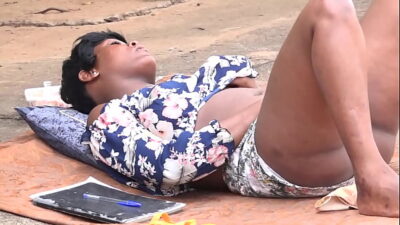 Another way to enjoy my neighbor in the abandoned and surprised garage masturbating her pussy with a dildo