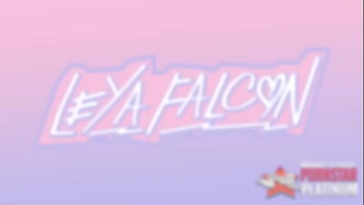 Blonde Leya Falcon Eats GILF Sexy Vanessa’s Tight Pussy!