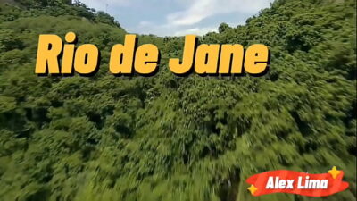 Me pegou no flaga batendo punheta assistindo vídeo porno, E me deu a bucata para me aliviar