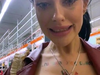 Melissa_crazy russian toilet camwhore