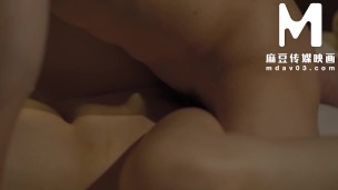 ModelMedia Asia – Feel your girlfriend’s wet pussy on Western Valentine’s Day