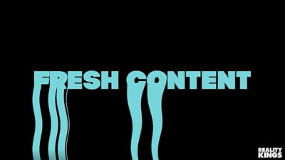 REALITY KINGS – Chloe Lapiedra Spots Tommy’s Cock Poking Out Of His Shorts & Wants To Have A Taste Of It