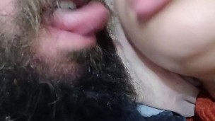 she kiss doing a nice handjob on my dick, she loves massaging the dick while kissing🍌😋🫦🤤💦🍌😚😘