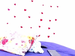 Small titted brunette teen fingering on the bed