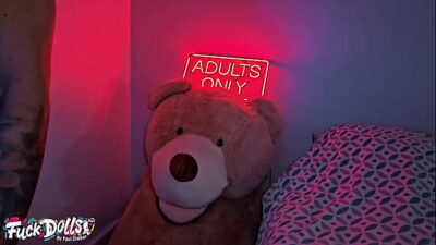 Ultra Fit Bombshell Newcommer with pierced clit Valentina Copolla Hardcore Sloppy Deepthroat & Pussy deep pouding, Rimming & cum swallow