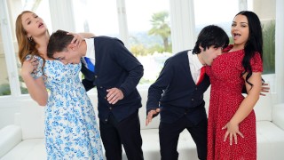 You Fuck My MILF Stepmom and I’ll Fuck Yours feat. Skylar Snow & Payton Preslee – MomSwap