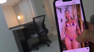 Curvy stepsister seduces me dressed as a bunny and I end up inside her – Anissamiller